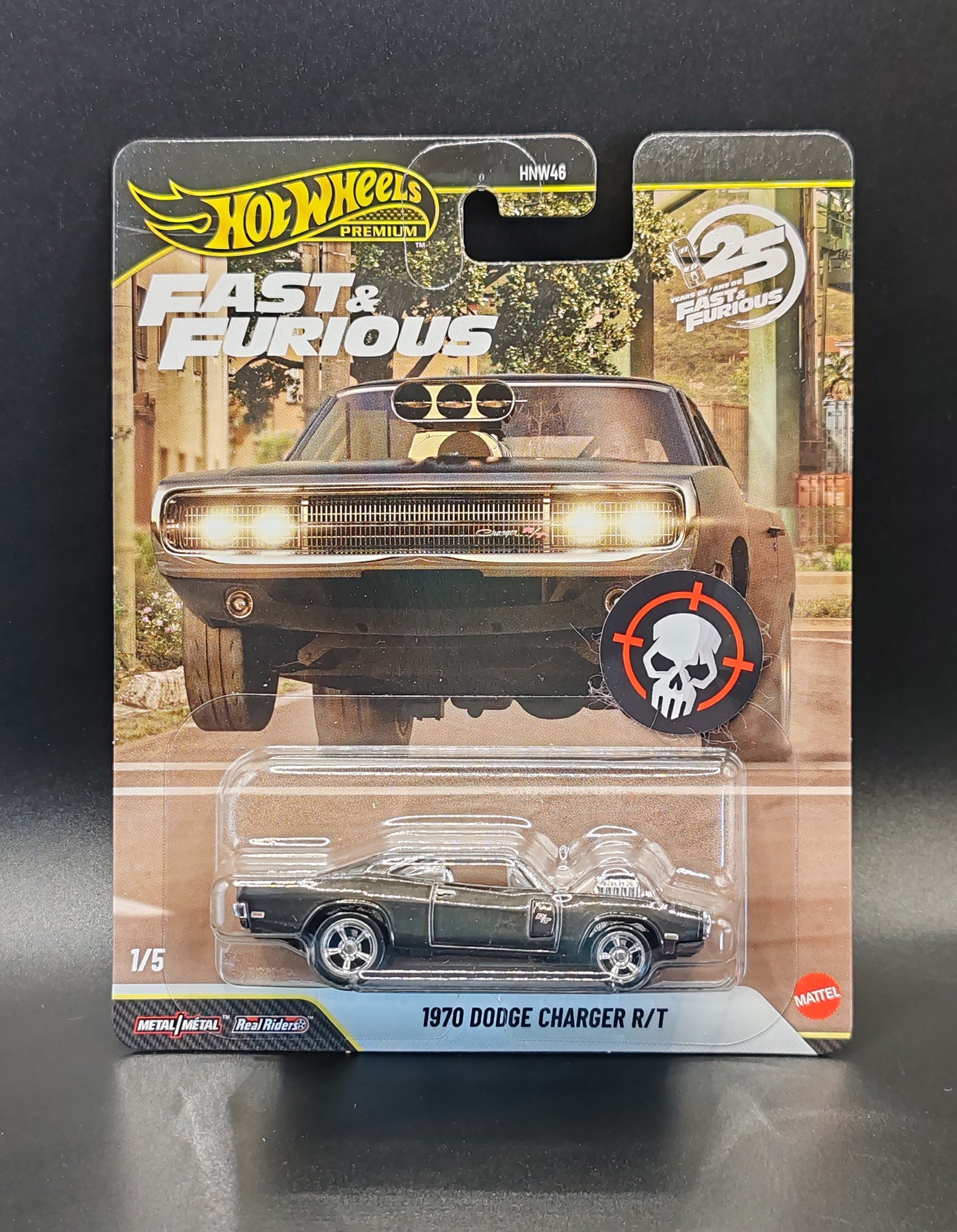 HOT WHEELS PREMIUM FAST AND FURIOUS 1970 DODGE CHARGER R/T 1/5