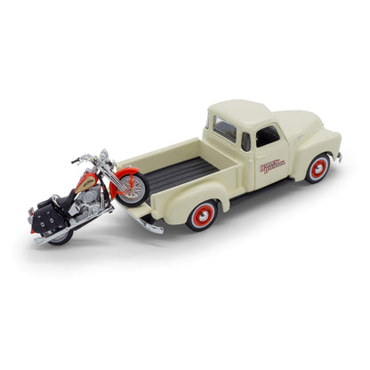 1:24 HARLEY DAVIDSON 1950 CHEVROLET 3100 PICKUP WITH 2001 FLSTS HERITAGE SPRINGER CHEVY